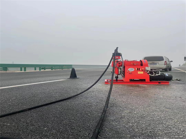 武威马路路基路面开裂下沉注浆加固灌浆